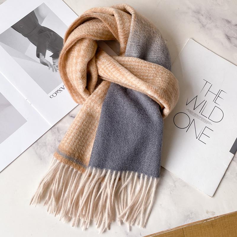Gradual Change Color 100 Pure Wool Scarf Women's Autumn and Winter British Black and White Scarf Versatile Thick Warm Shawl