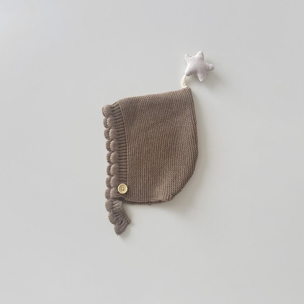 Windproof Design Baby Beanie Hat Soft Material Warm Star Beanie Windproof Baby Hat Autumn Season