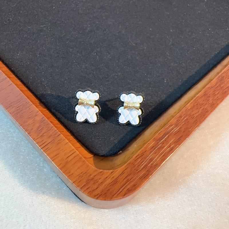 Cute Bear Earrings Simple Elegant Autumn Winter Women's Fashion Jewelry Small Size Personality Design Sensation Ear Jewelry