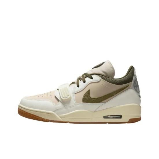 

Jordan Legacy 312 Low Dongdan IB8856-121 Unisex EU 47.5 белый/зелёный