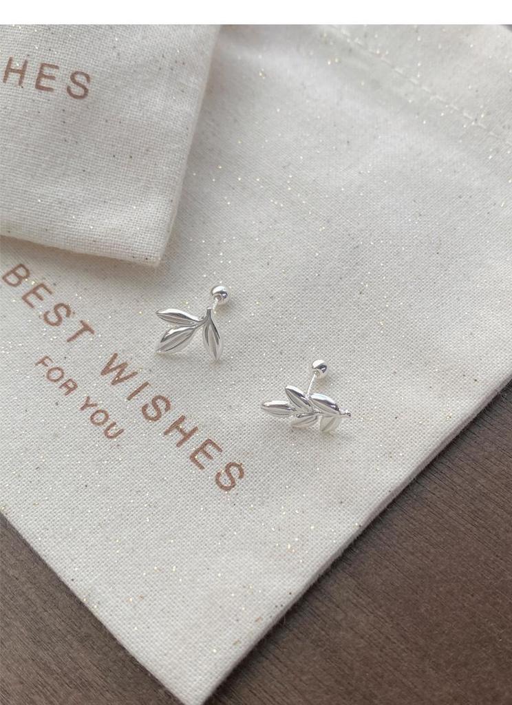 Elegant 999 Sterling Silver Asymmetrical Leaf Stud Earrings for Women - Simple, Versatile Design with Screw-Back Closure