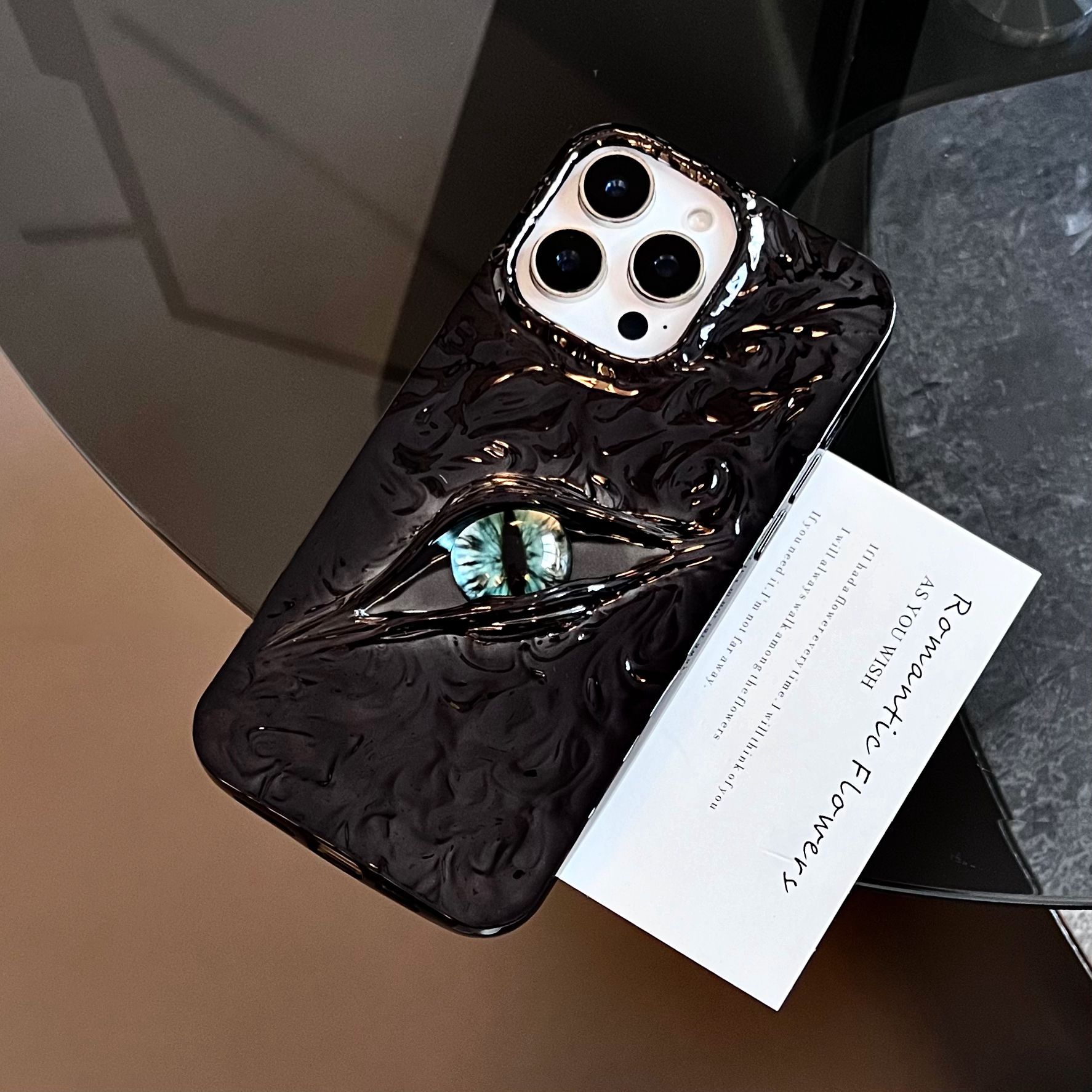 

Подходит для iPhone17 Трехмерный чехол для мобильного телефона «Демонический глаз» Apple 16proMax Матовый с текстурой 15 Защитный чехол iPhone12pro