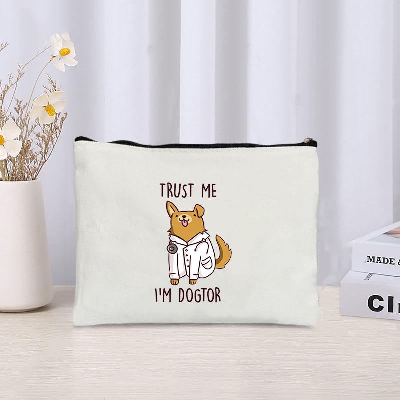Trust Me I'm A Dogtor Pattern Cosmetic Case Funny Gift Idea for Dog Lover Makeup Bag Humor Dog Doctor Toiletry Pouch Wallet