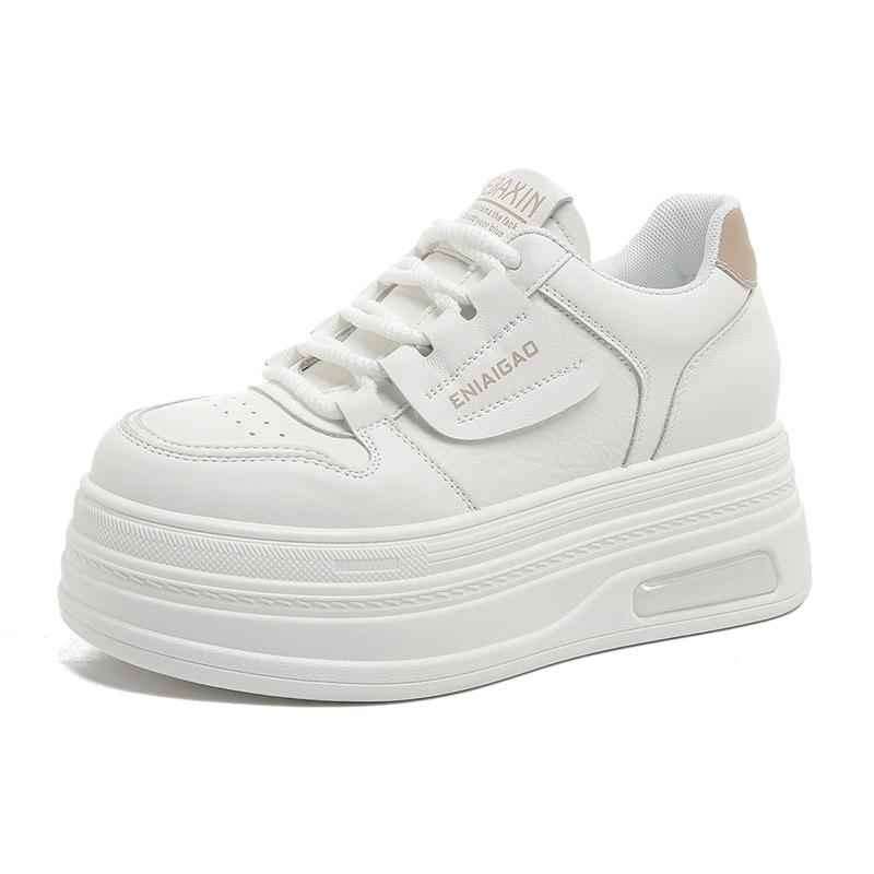 

College style casual versatile little white shoes women s 2025 spring and summer new flat baseplate shoes ins trendy fashion sports women s shoes 40