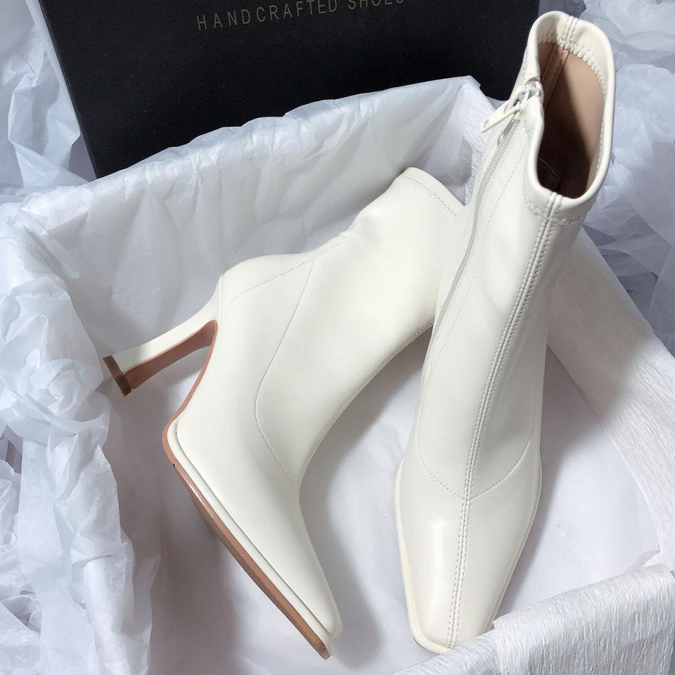 Schicke Sophistizierte Damen Kurzstiefel mit Hohem Absatz und Wasserdichter Plateau-Sohle