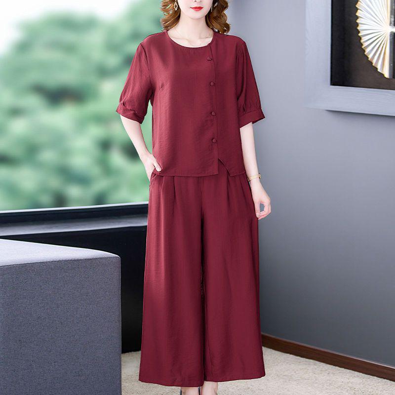 Mother's Summer 2026 Stylish Loose Fit Two-Piece: Short Sleeve, Casual, Slimming, Tummy Concealing for Middle-Aged Women