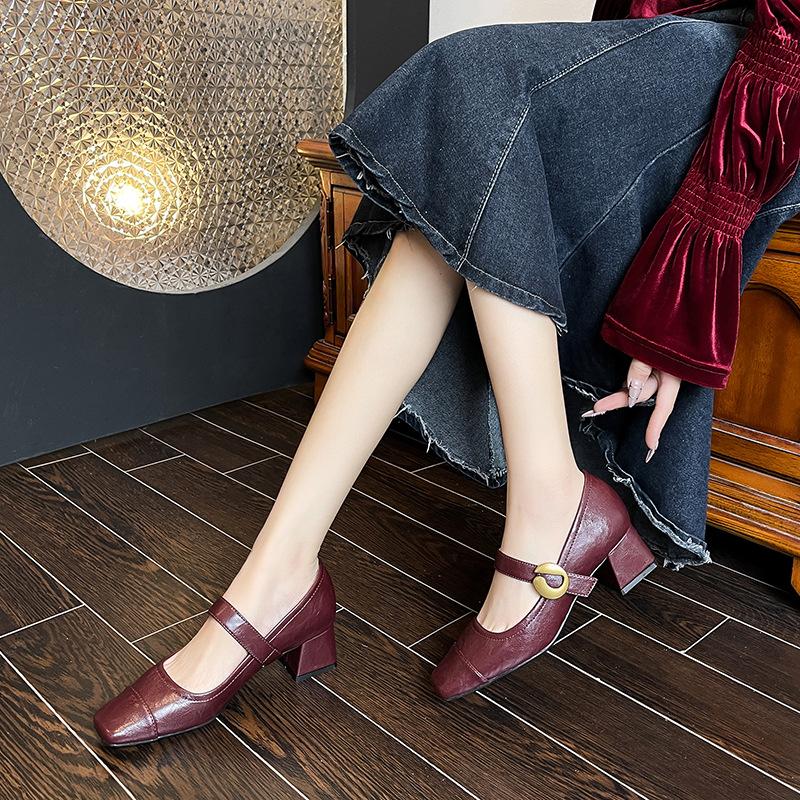 Vintage Mary Jane Shoes Women's Light Mouth Thick Heel Square Head Late Evening Wind High Heels Single Shoes