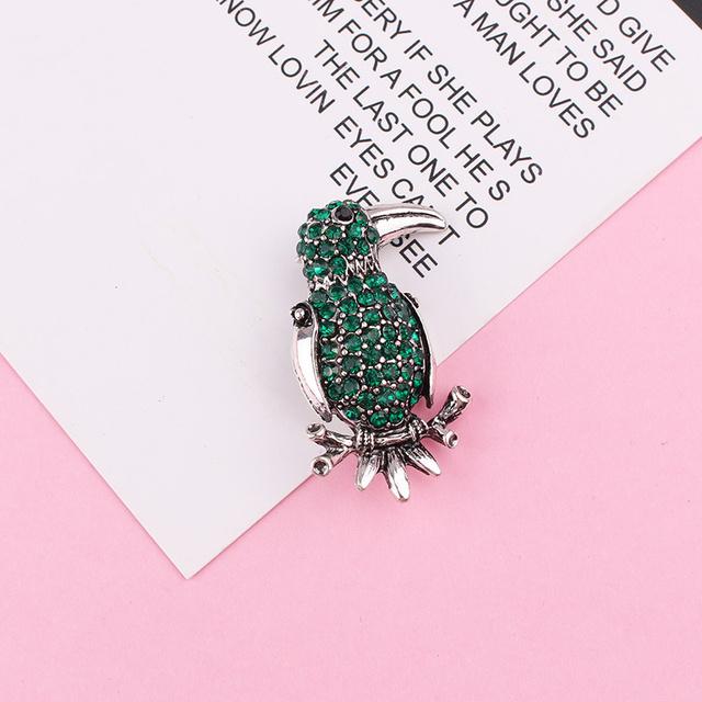 Fashion Color Rhinestone Brooch Personality Wild Woodpecker Animal Pin Brooch Ornament