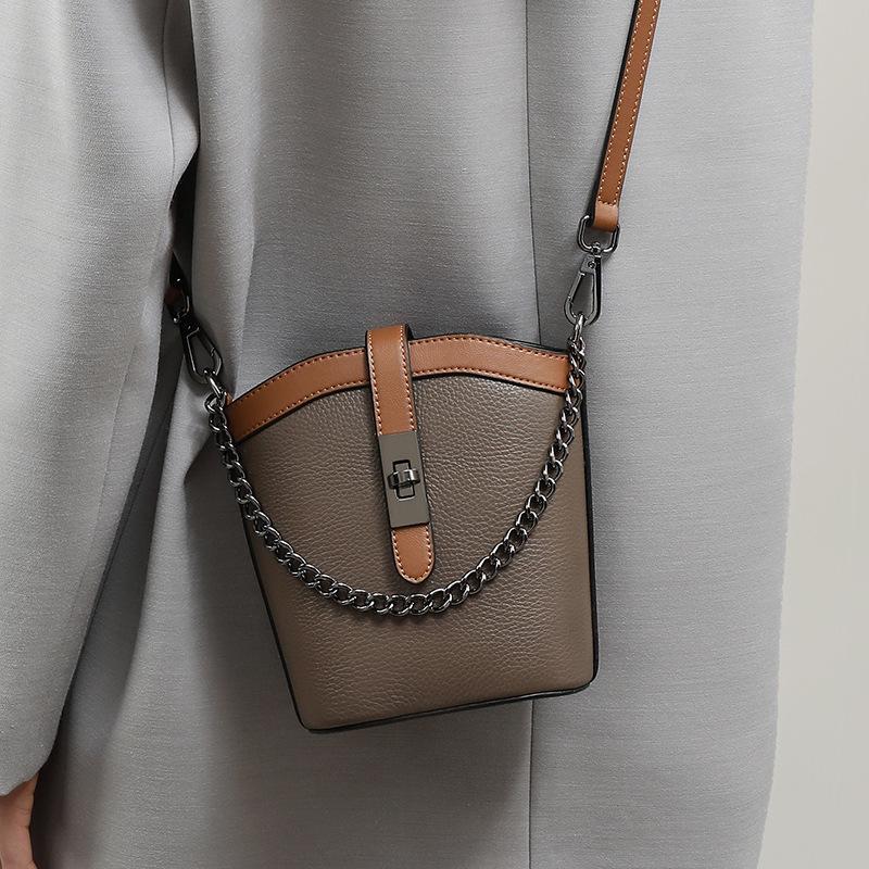 

Bag women s 2025 summer new messenger bag bucket bag women s bag leather light luxury high-end shoulder bag