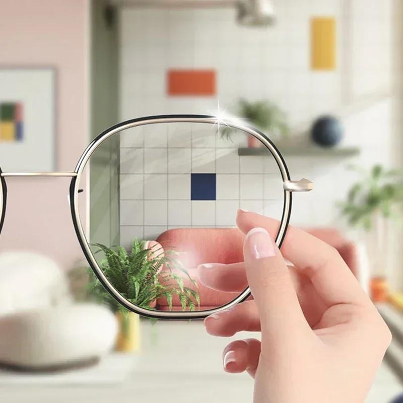 200 Pieces Glasses Wipes Anti-fog Screen Cleaning Cloth Accessories Alcohol Wipe Pad Lens Cleaning Wipes Microfiber Tools