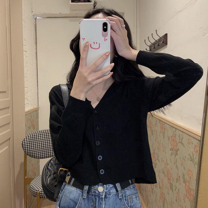 Korean Style V-Neck Knit Cardigan with Sleeves - Women's Versatile Short Sweater Coat for Spring & Autumn