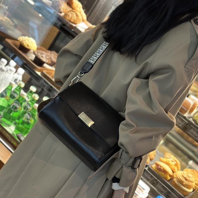 Genuine Leather Bag for Women New Underarm Bag for Women Fashion Retro Crossbody Bag Niche Single Shoulder Women Bag Cowhide Leather