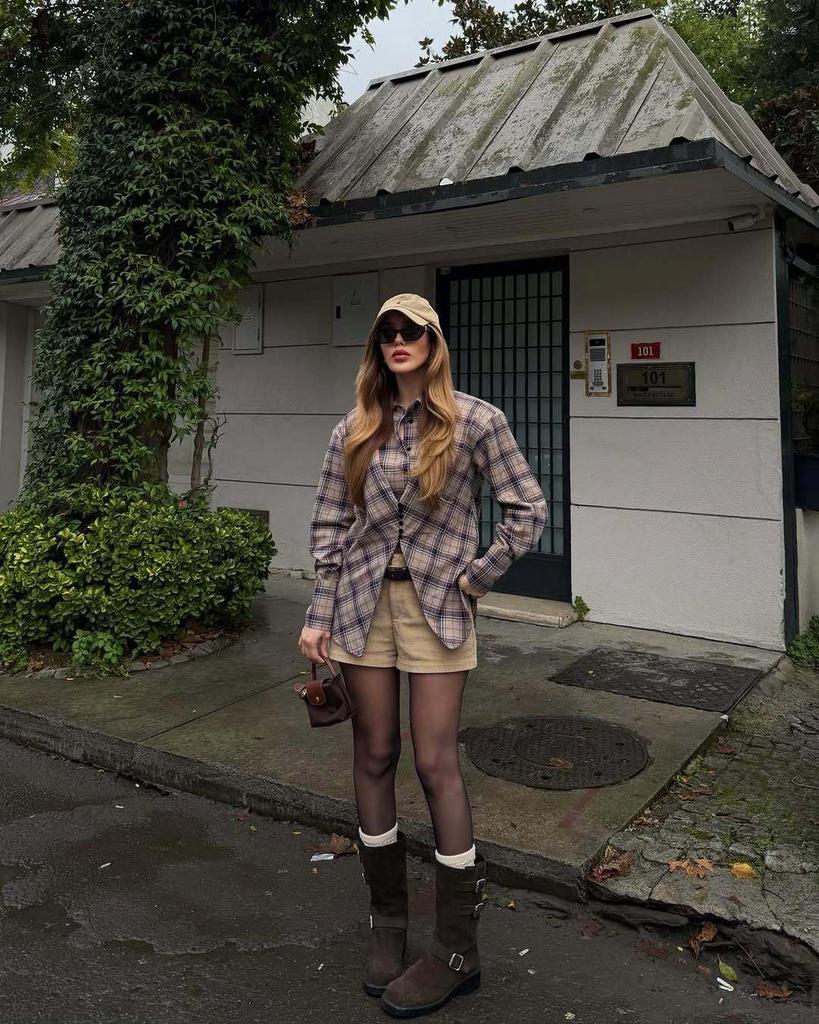 2026 Spring Collection: European & American Style Plaid Shirt - Chic, Casual, Retro Design with Waist-Cinching for a Trendy Look