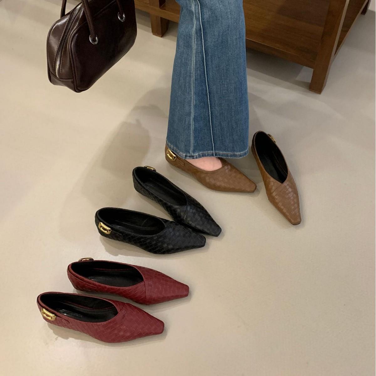 

2025 new square head soft sole cover foot cover foot versatile commuter flat low heel work plaid women s single shoes 39 красный