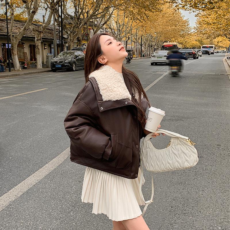 

Новая универсальная хлопковая куртка из искусственной овчины для женщин, короткая хлопковая куртка с пухом из овечьей шерсти, зимняя хлопковая куртка с меховым воротником XXL коричневый