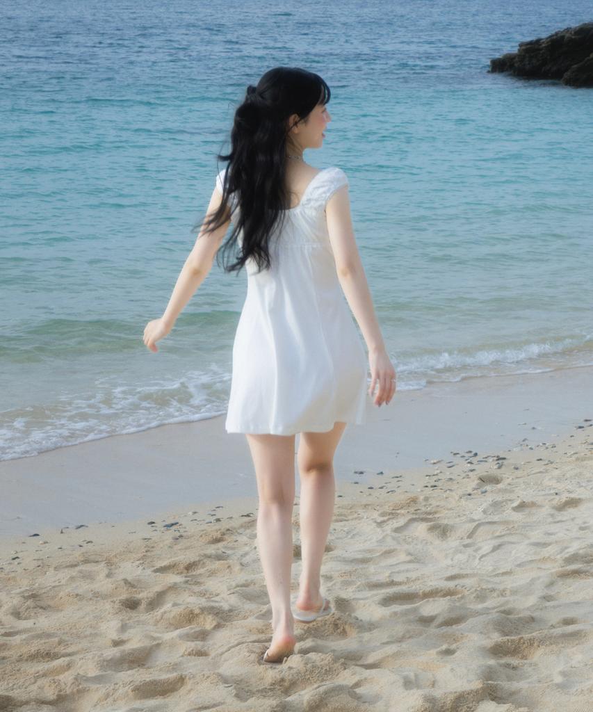 ROSEFRANTZ Flower Punching Mini Dress [Ivory]