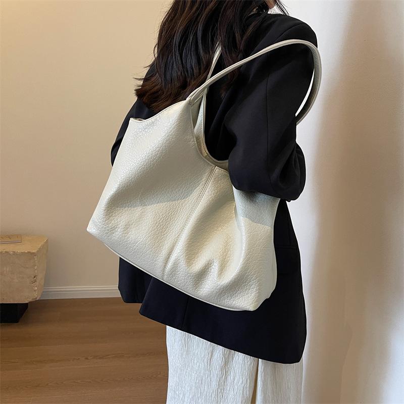 Wholesale Soft Leather Large Bag Women's Bag 2025 Autumn and Winter New Niche Fashion Tote Bag Casual Shoulder Bag Armpit Bag