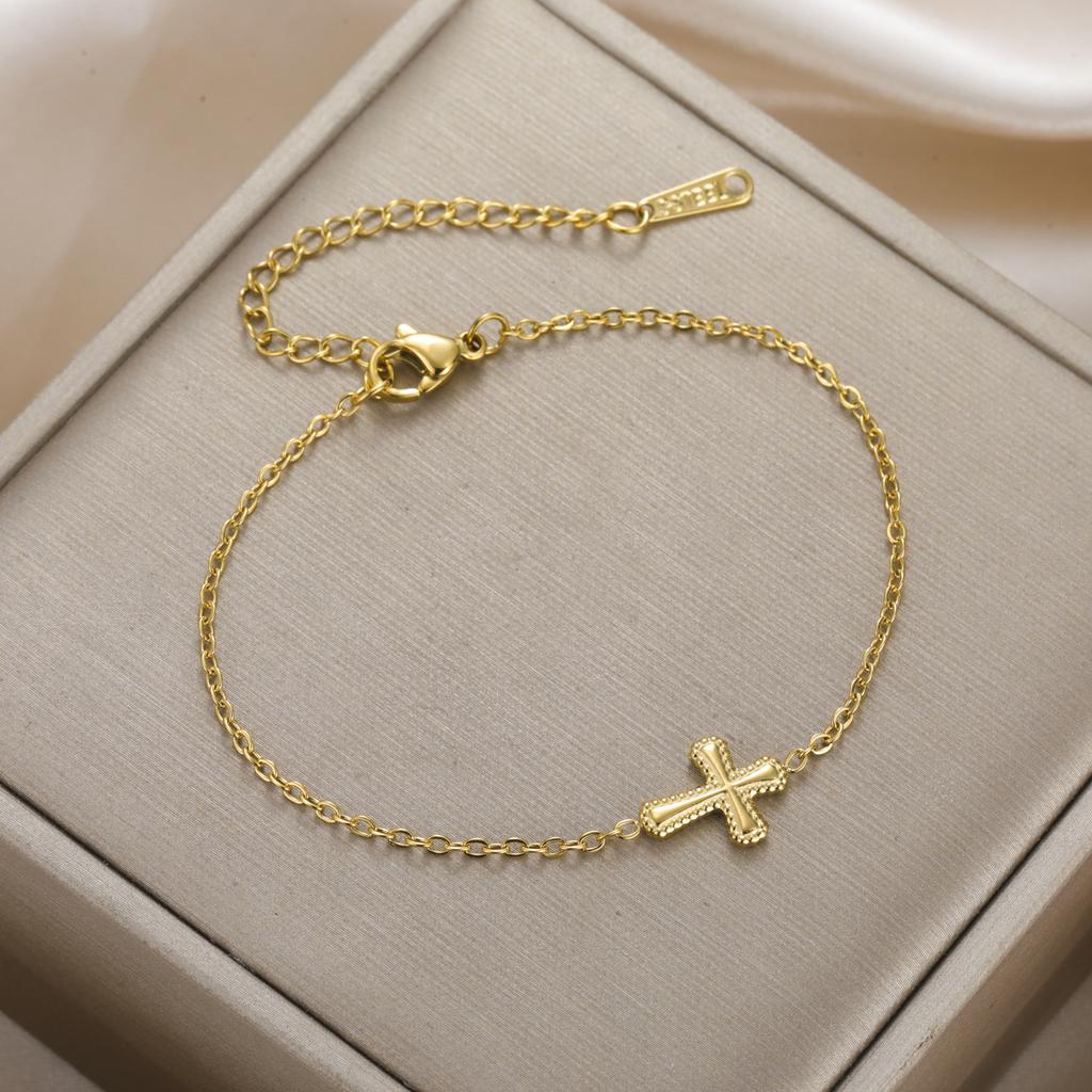 Teamer Embossed Cross Pendant Bracelet Stainless Steel Gold Color For Women Girls Fashion Romantic Vintage Jewelry Gift