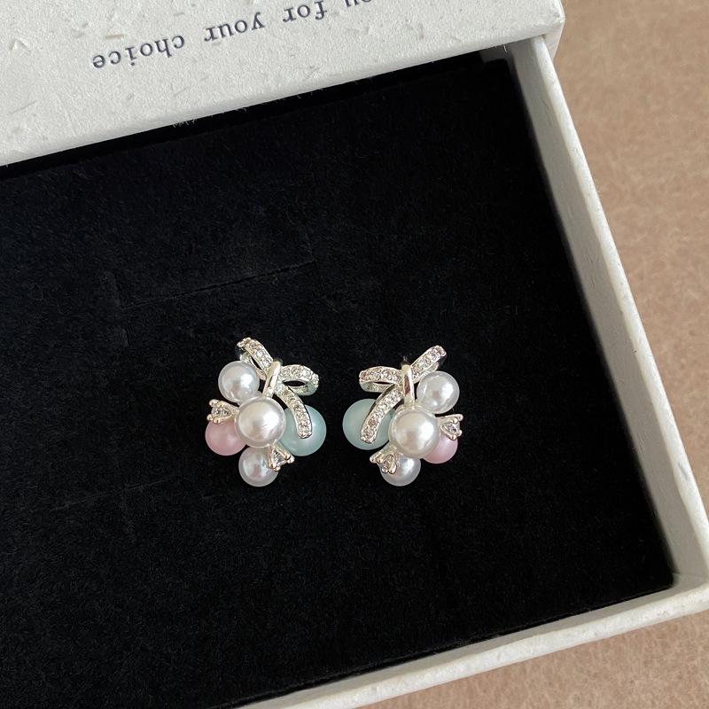 Korean Silver Needle Zircon Pearl Stud Earrings: Geometric, Elegant, Luxury Women's Jewelry