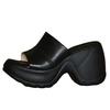 Thick-soled slippers for women's outer wear 2025 summer new models step on shit feeling thick-soled fashionable versatile comfortable height-increas