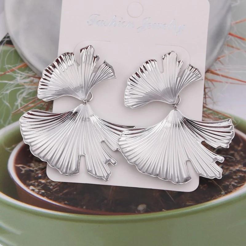 Fashion Geometric Gold Color Ginkgo Biloba Leaf Shape Drop Earring Creative Personality Simple Punk Woman Dangle Earring Jewelry