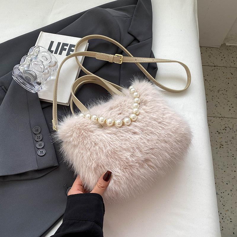 Furry Portable Small Bag Fashion Pearl Furry Small Square Bag Autumn And Winter Texture Women'S Messenger Bag
