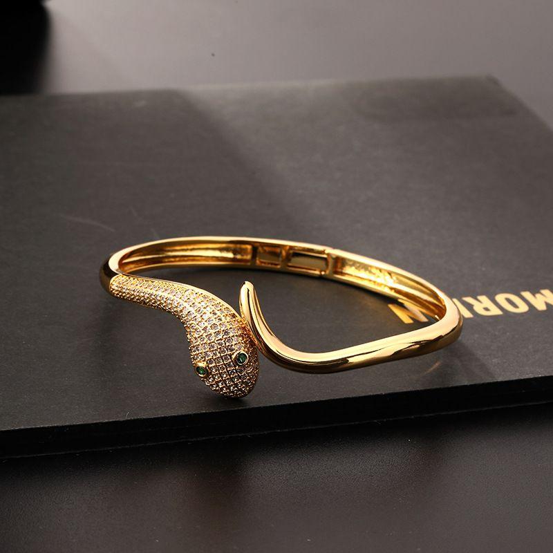 Snake Bracelet for Women Ins Cold Style Fashionable Exaggerated Snake Head Bracelet Full of High-end Light Luxury Bracelet