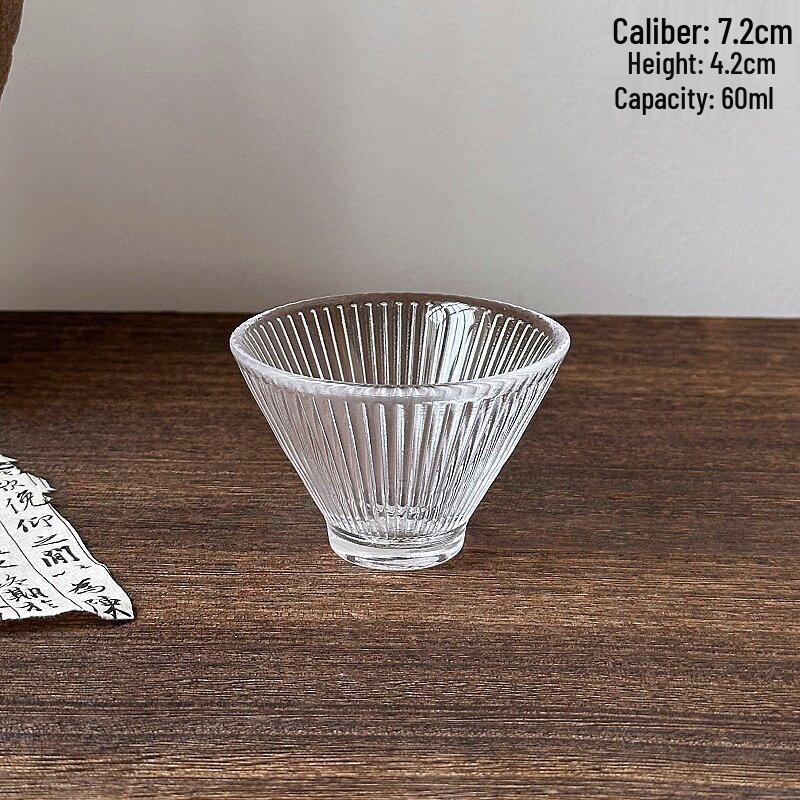 Qiwei Japanese Style Glass Tasting Cup with Lid