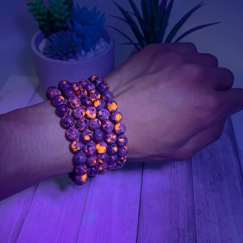 Healing Stone Energy Power Crystal Glow Flame UV Light Reaction Beaded Bracelet