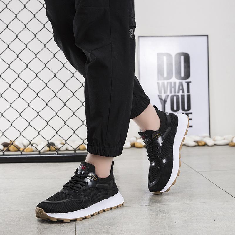 2024 New Men's Sports Outdoor Casual Shoes Fashion Trend Fashion Hollow Flying Woven Men's Shoes Light Dad Shoes