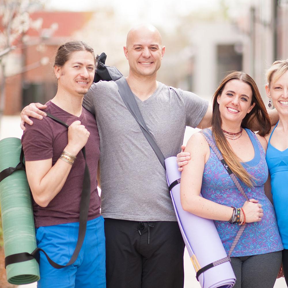 HUGGER MUGGER Simple Sling Yoga Mat Carrier