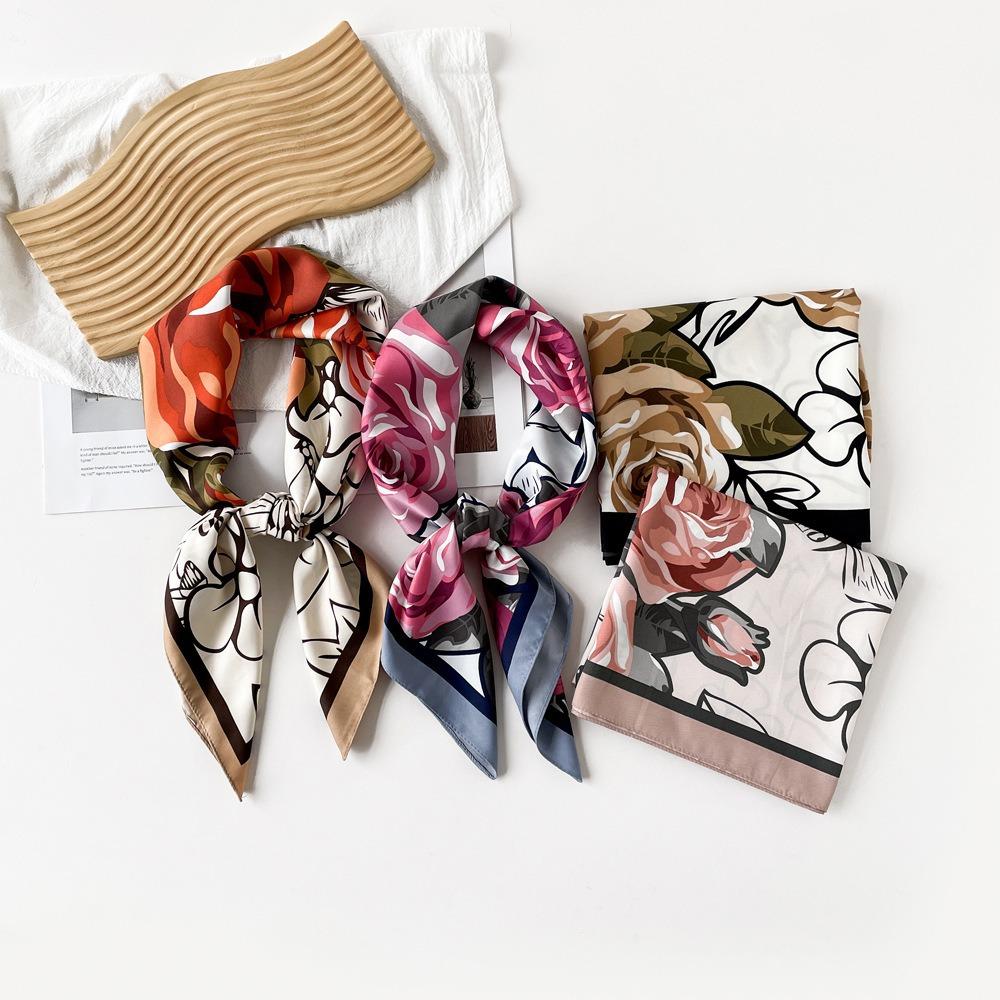 Nouveau Foulard Design Rose Noble et Élégant Cadeau Belle-Mère Foulard Carré Doux Châle