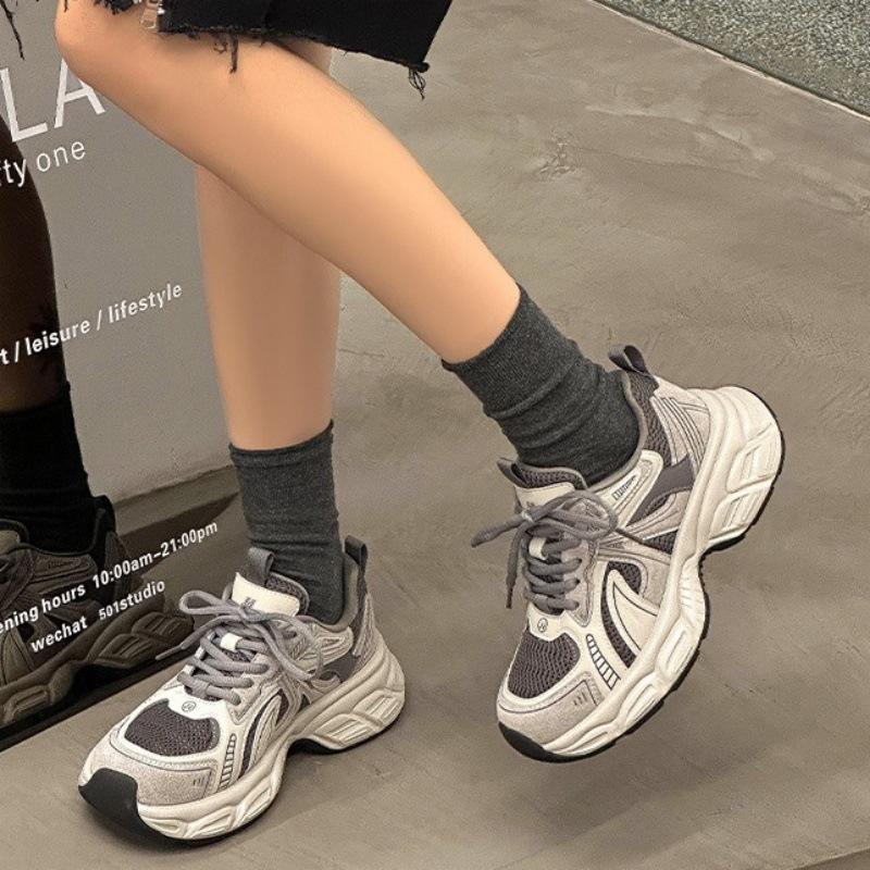 Casual sports shoes women's 2025 spring Internet celebrity popular dad shoes leather breathable thick sole heightening lightweight running shoes
