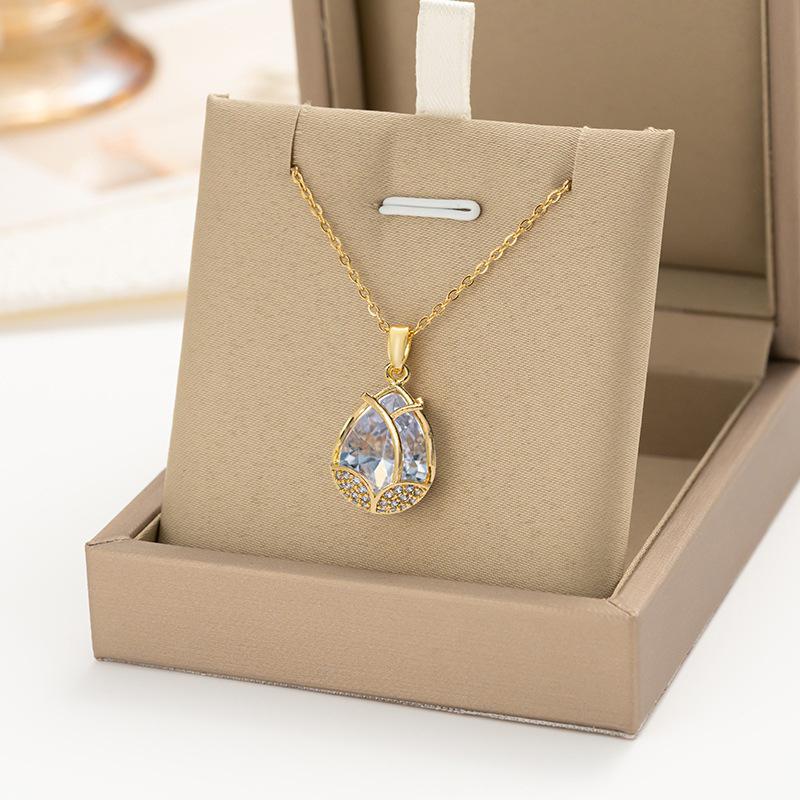 Elegant Cat's Eye Tulip Necklace: Chic Chinese Style Clavicle Chain for Women