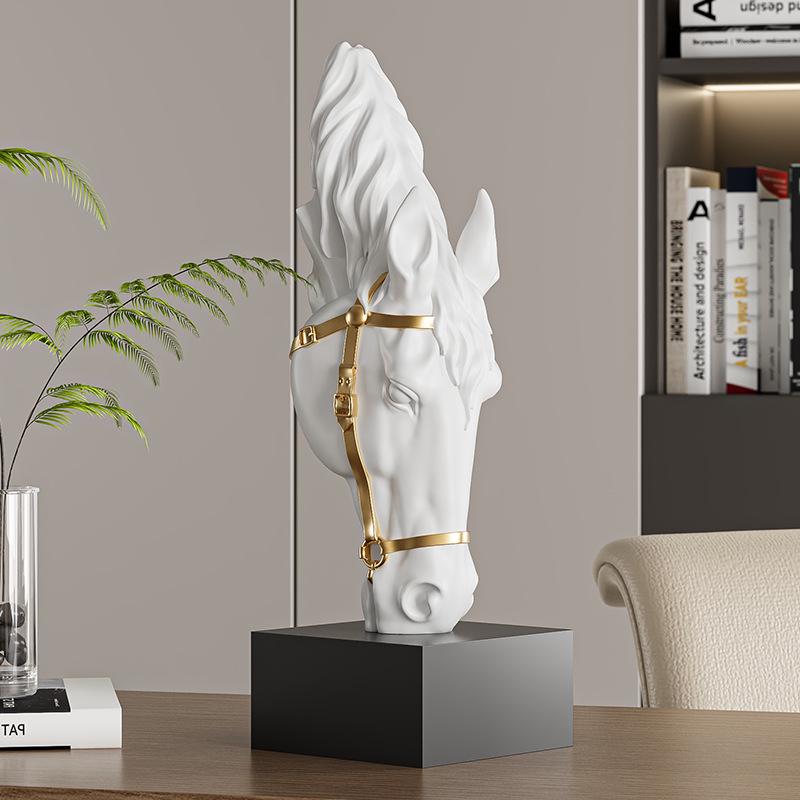 Modern 3D Abstract Horse Head Ornament - Art Decor for Living Room, TV Cabinet, Wine Cabinet, or Housewarming Gift