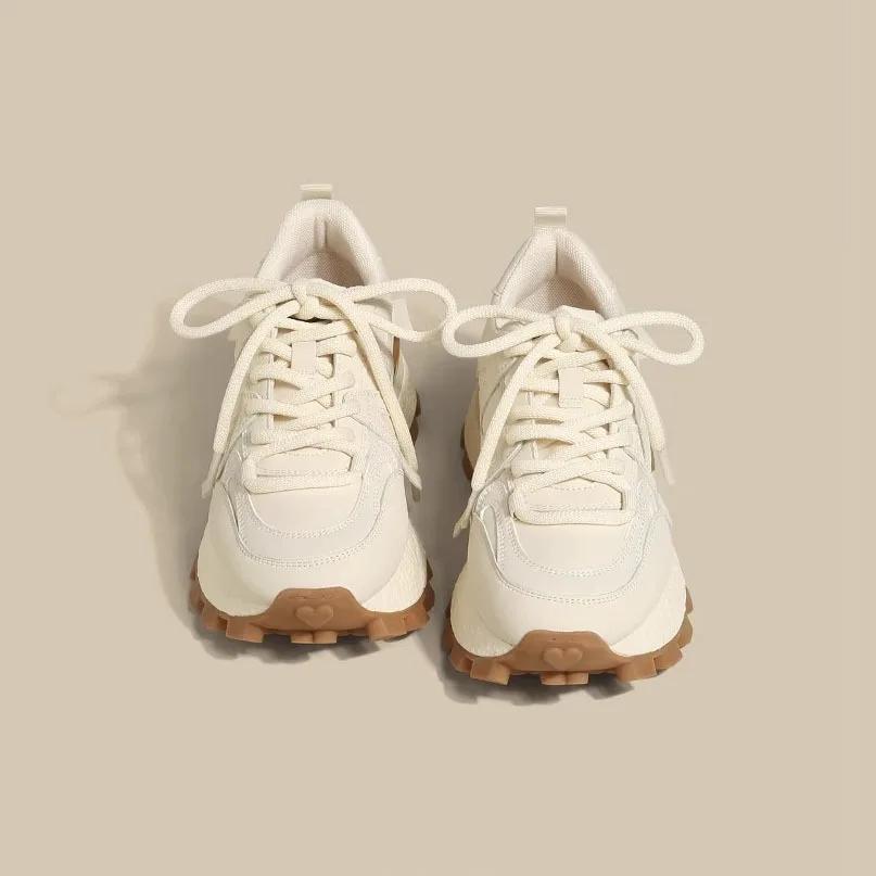 2025 Nové dámské sportovní boty měkká kůže silná podrážka všestranné měkká podrážka vaflové tenisky sportovní volnočasové boty pro ženy