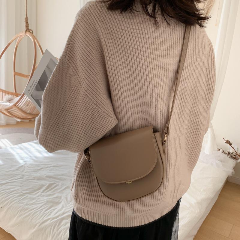 IELGY Korean Style Crossbody Saddle Bag Fashion French Niche Shoulder Bag