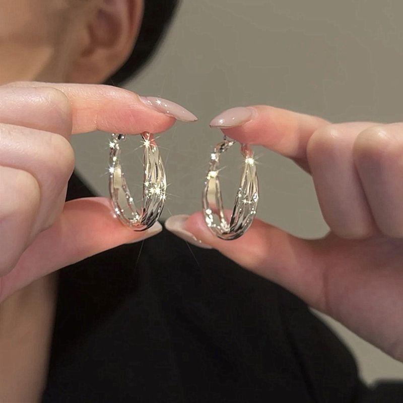 

Glossy Ear Ring Silver Needle 2024 New Arrival Best Selling Silver Multi-Layer Big Circle Earrings Gold Ear Ring High-Profile Earrings Multi-layer large circle