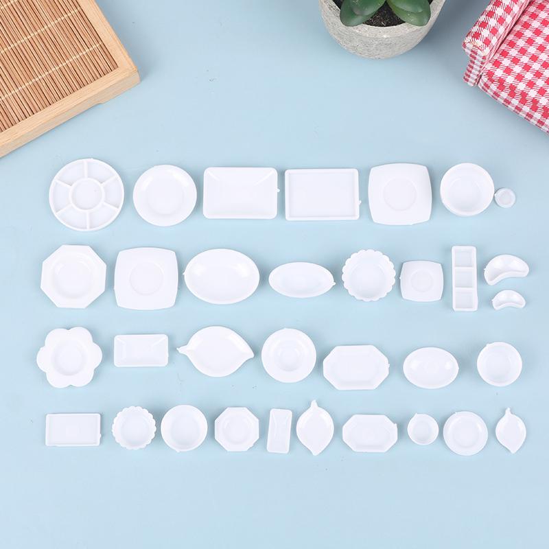 33Pcs/Set Dollhouse Miniature Trays Plates Doll Mini Food White Dishes Tableware