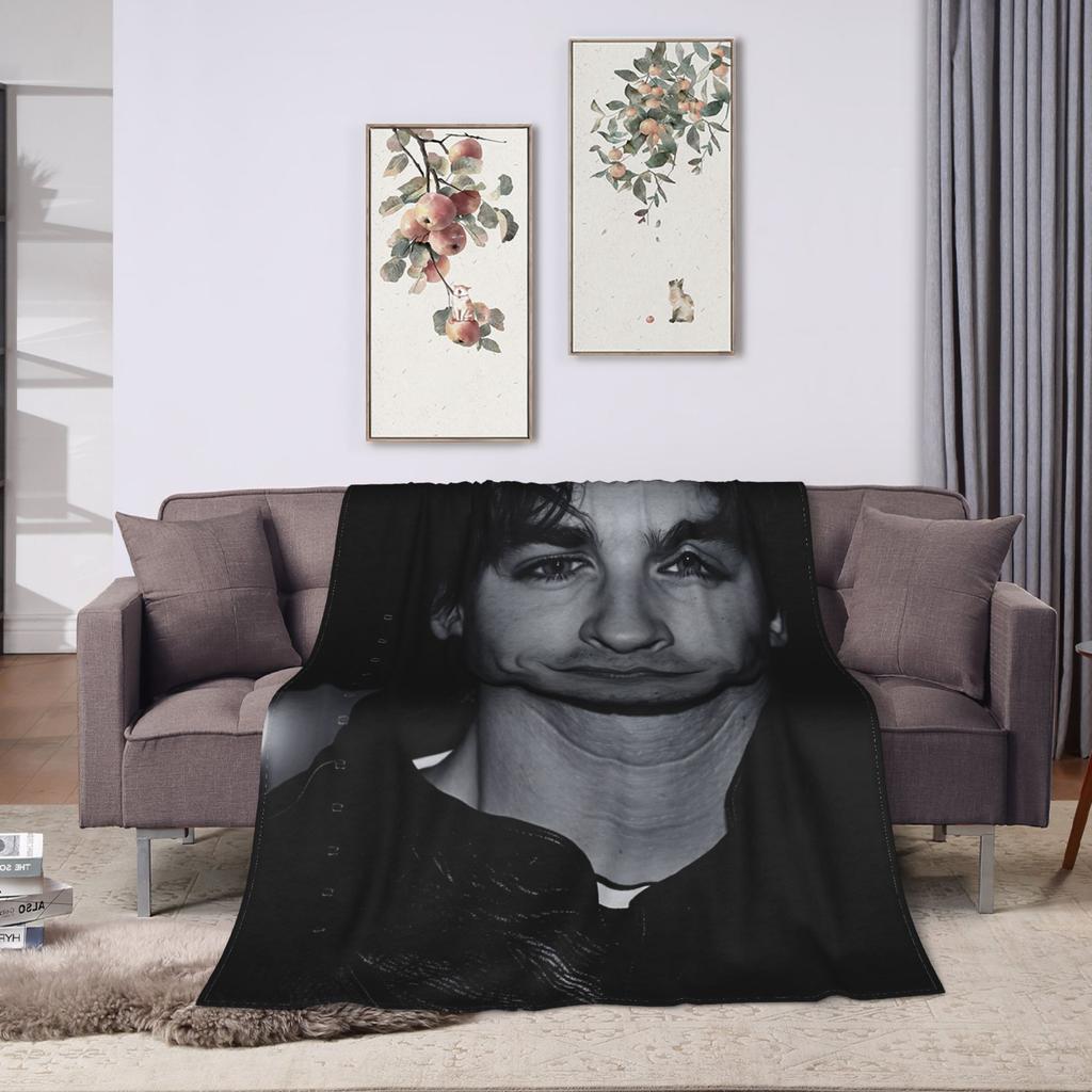 Damon Salvatore The Vampire Diaries Flannel Blanket Winter Super Warm Bedding Throws for Girls Boys Outdoor Bedspread Bed Cover