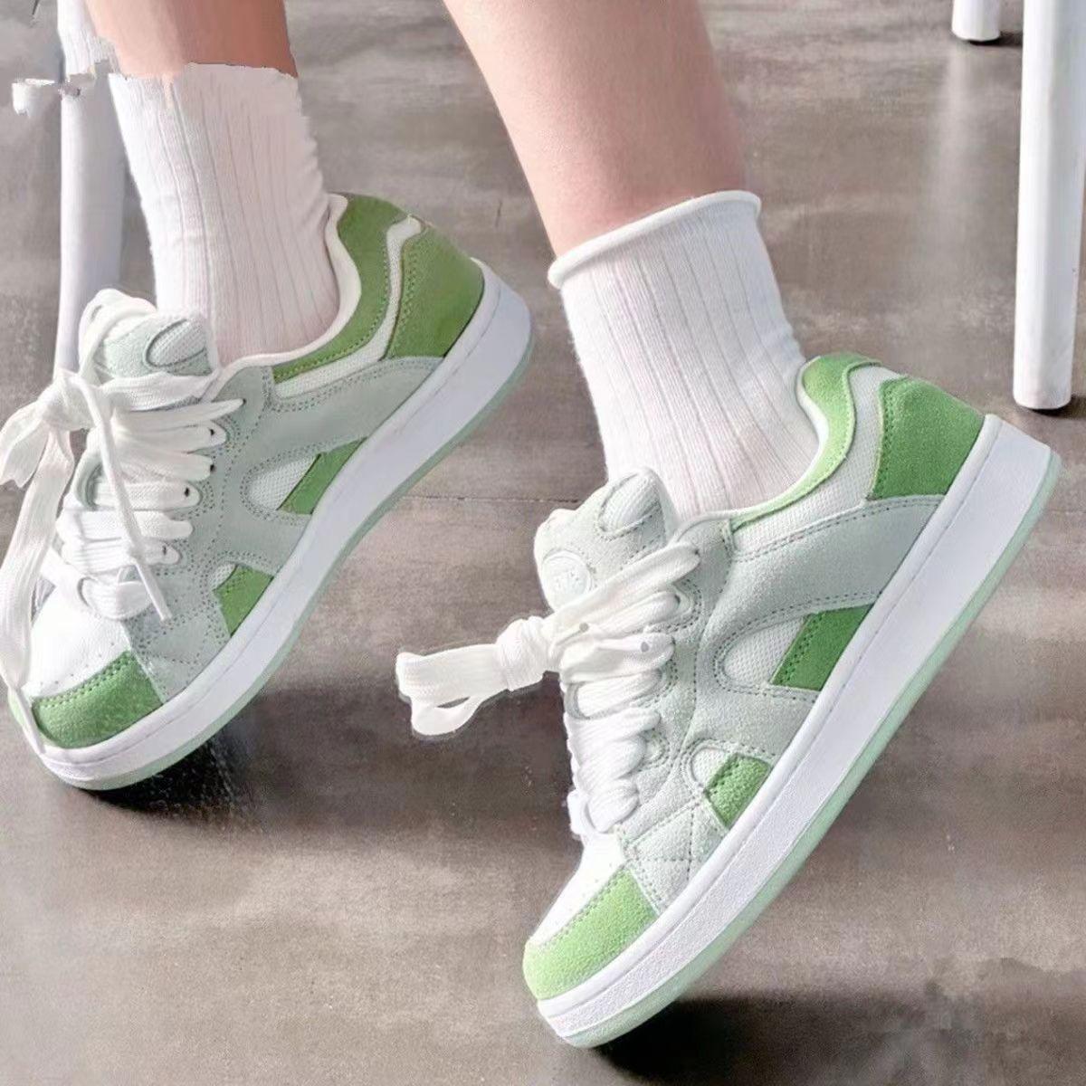 

Кампус высокая ценность Базз Лайтер зеленый фиолетовый контрастный цвет хлебные туфли супер мягкая подошва-маффин износостойкие кеды Интернет-знаменитость 40 зелёный