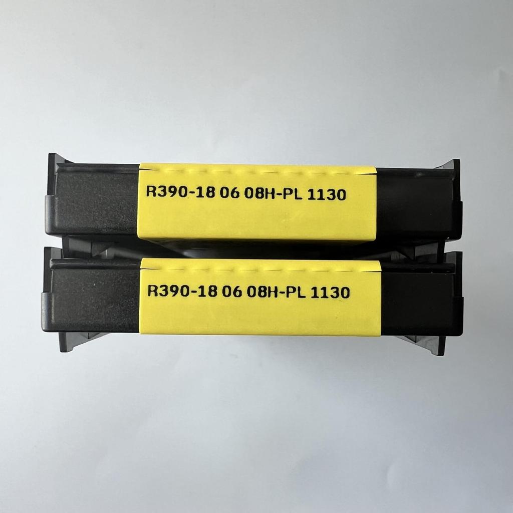 SANDVIK / R390-180608H-PL 1130 / Original Swedish hard alloy blade 10 Pcs