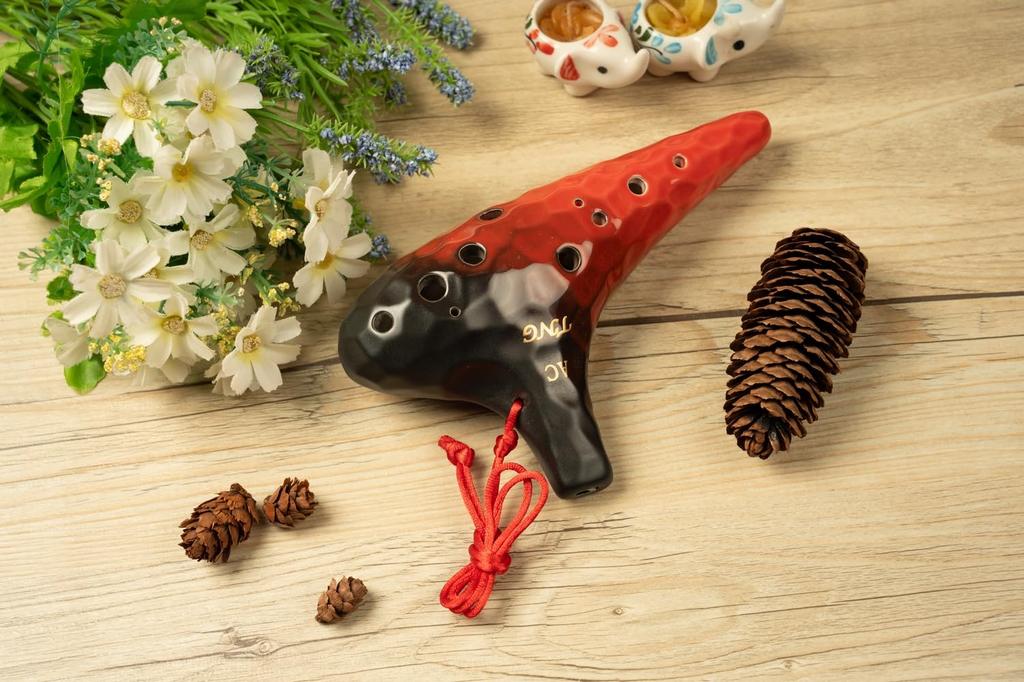 TNG Ocarina Instrument 12 High Quality Ocarina for Tube Playing Glazed Finish Ocean Wave Pattern [Alto/C Key/AC / Holes] (with Strap) (Red)