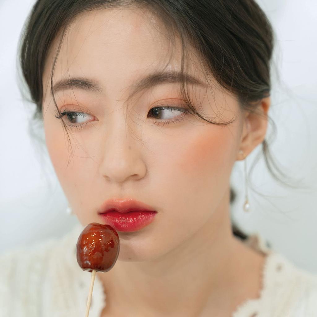 Juicy Lasting Tint Vibrant Juicy Gloss MLBB Lip Tint Feuchtigkeitsspendende, hochpigmentierte Lippenfarbe – langanhaltend – 5,5 g