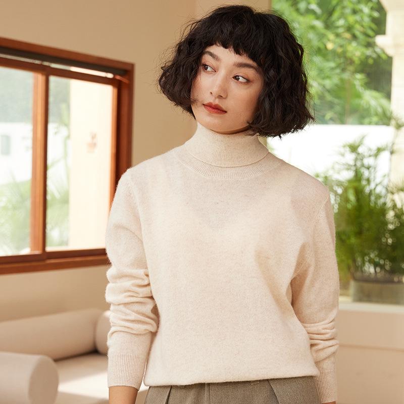 High-End Women's Cashmere Turtleneck Sweater: Versatile Autumn/Winter Knitwear