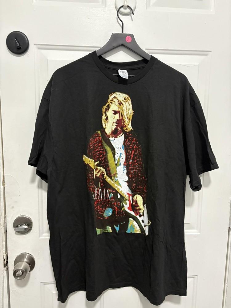 Vintage Kurt Cobain Shirt Mens 2XL Nirvana Black Tee Band Rock Unisex T-Shirt XXL