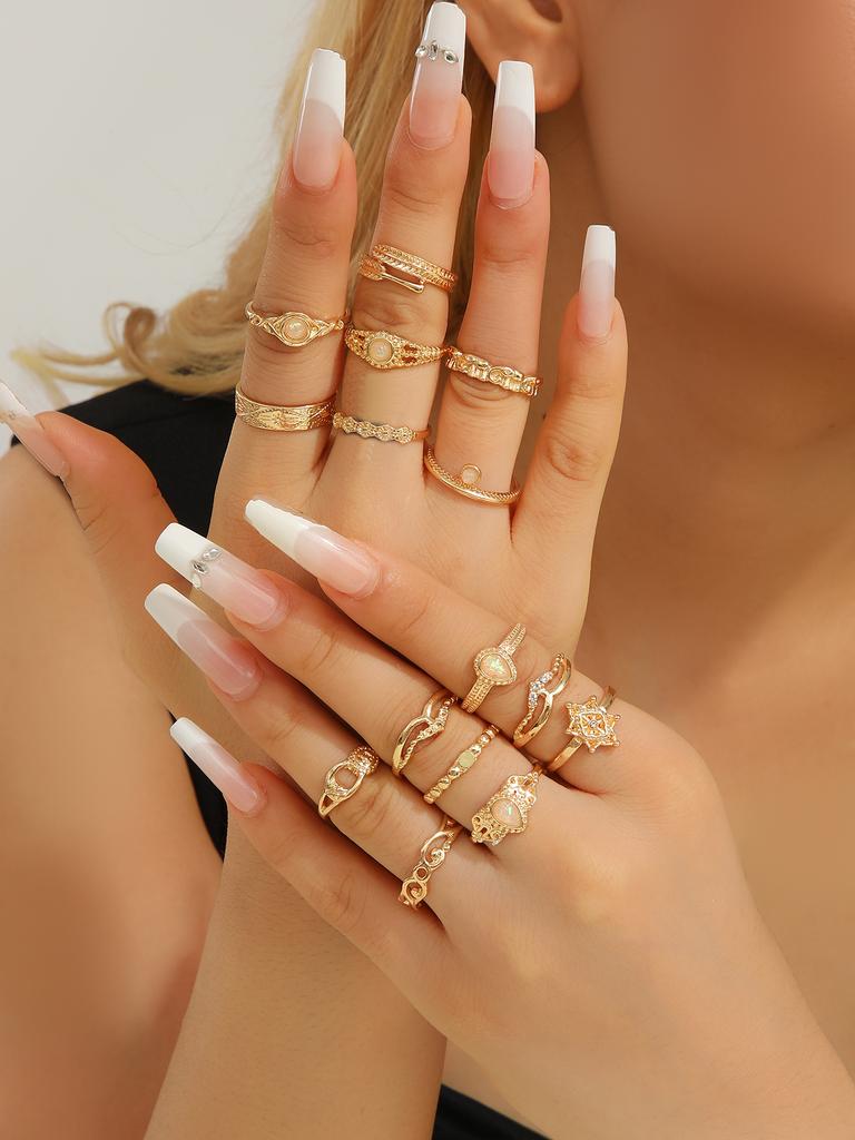 The Fashion Punk Style 2S Cartoon Pearl Ring Set Is Perfect For Women To Wear Jewelry At Parties, Festivals And Gift Day