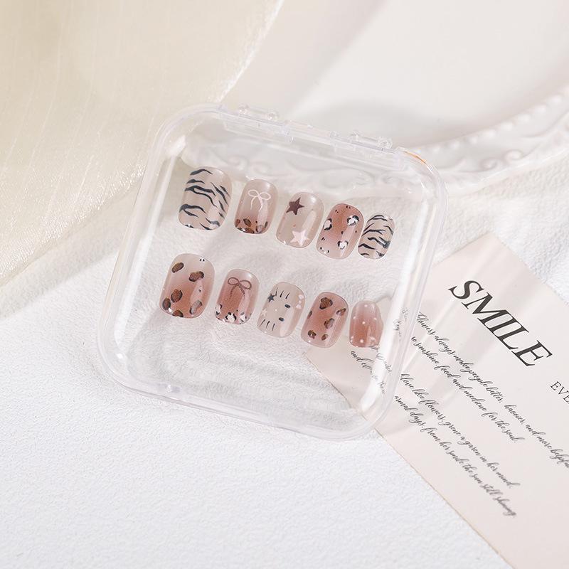 2026 Medium French Star Press-On Nails: Handmade, Detachable, Whitening Manicure