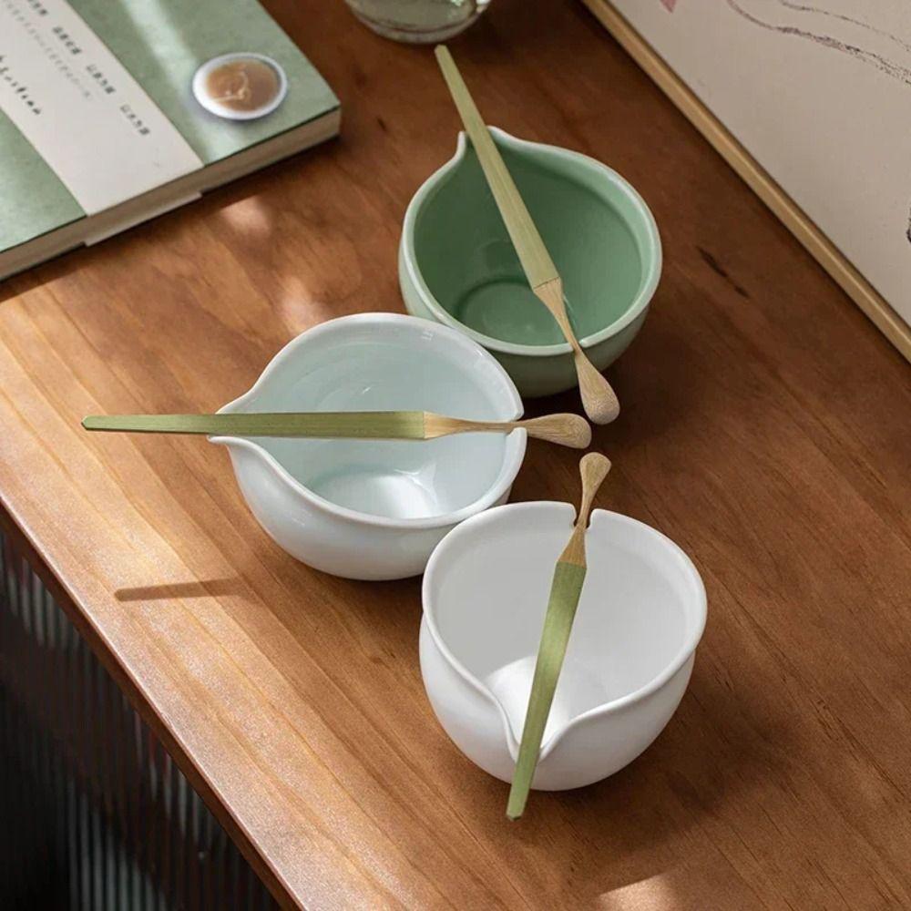 Tea-Making Tools Green Tea Mixing Bowl with Mouthpiece 2-piece Matcha Bowl Set  for Tea Lovers