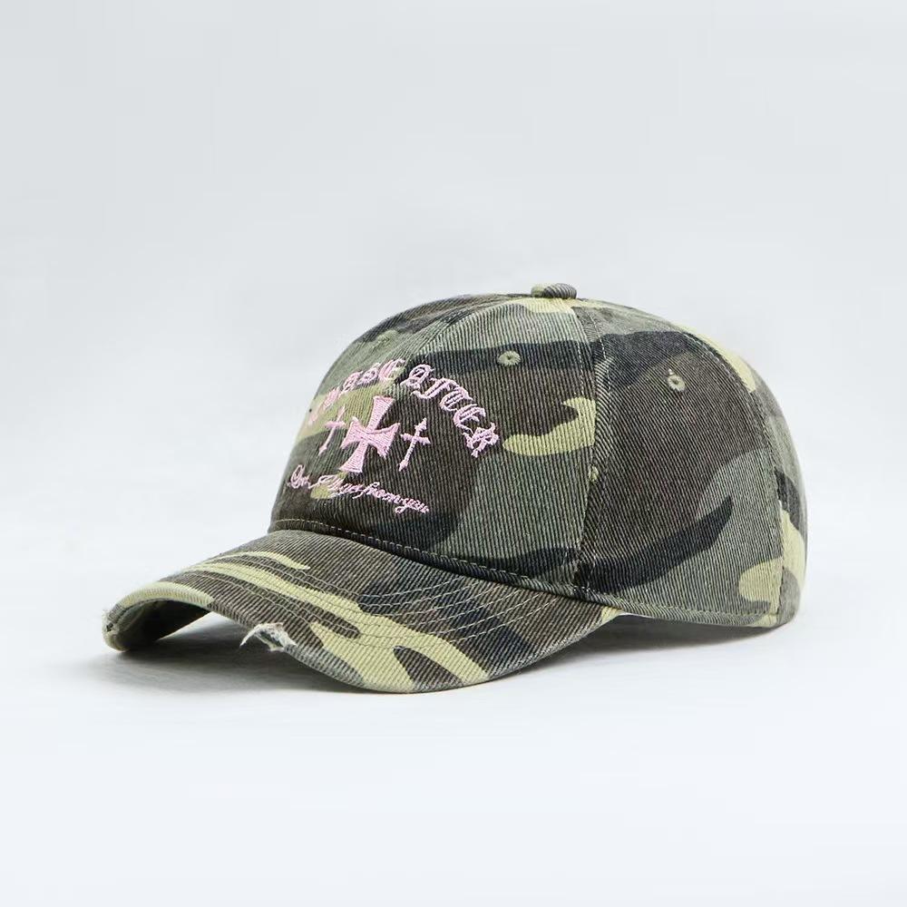 

Fashionable and retro cross-stitch camouflage baseball cap, versatile for both men and women, casual soft-top sun baseball cap Adjustable